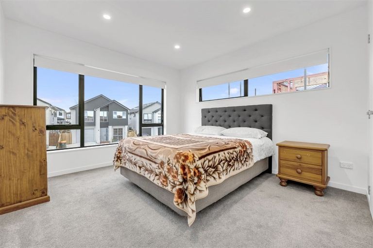 Photo of property in 9 Puruatanga Drive, Flat Bush, Auckland, 2019
