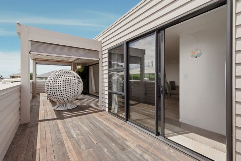 Photo of property in 96b Muricata Avenue, Mount Maunganui, 3116