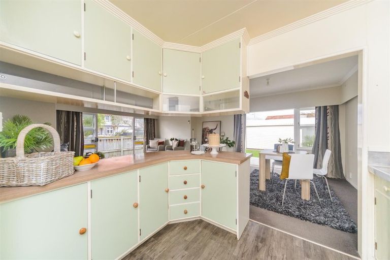 Photo of property in 9 Fagan Street, Bulls, 4818