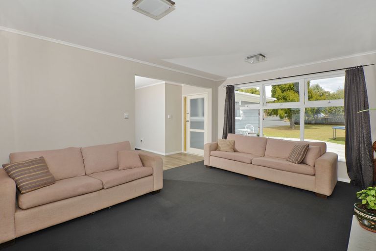 Photo of property in 14 Te Anau Place, Tikipunga, Whangarei, 0112