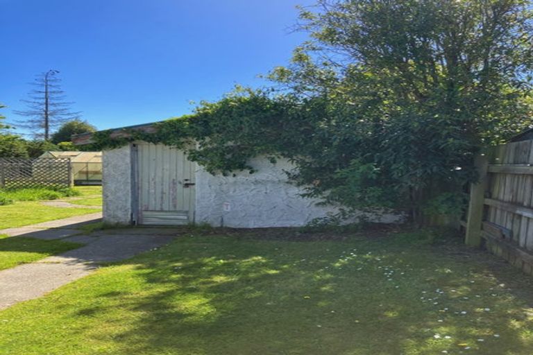 Photo of property in 24 Johnson Street, Milton, 9220