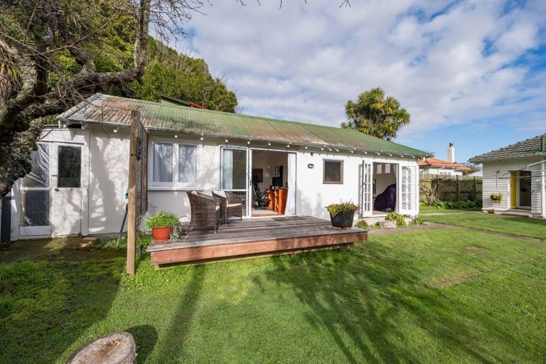 Photo of property in 16 Mill Street, Maitai, Nelson, 7010