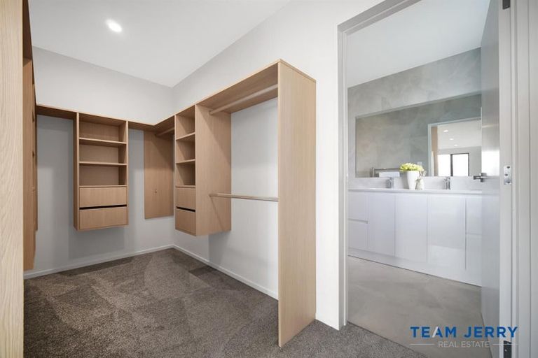 Photo of property in 1 Korowhiti Road, Clarks Beach, 2122