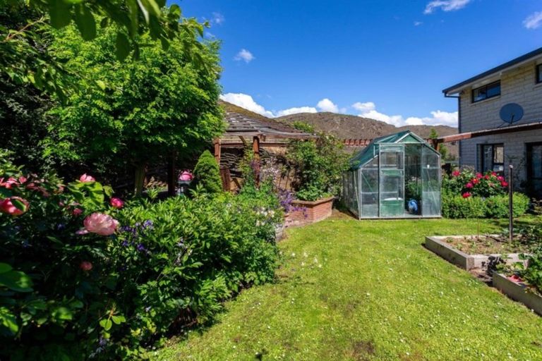 Photo of property in 12 Coulson Place, Alexandra, 9320