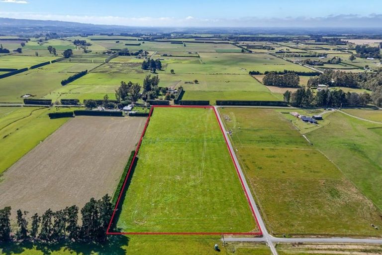 Photo of property in 53 Stoke School Road, Cust, 7471