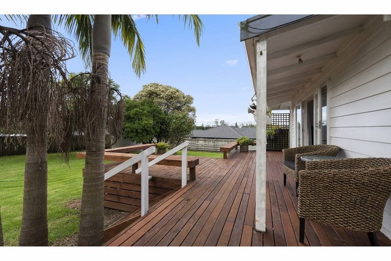 Photo of property in 35 Hall Road, Kerikeri, 0230