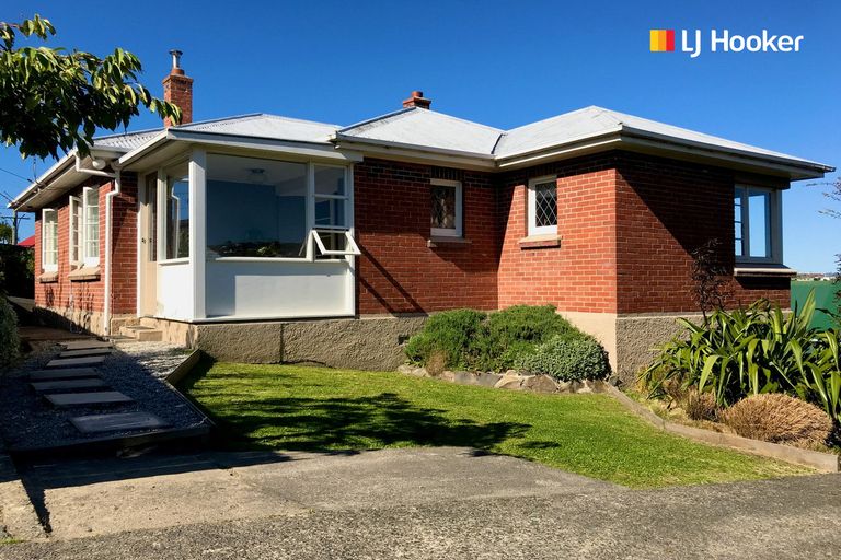 Photo of property in 24 Farley Street, Kaikorai, Dunedin, 9010