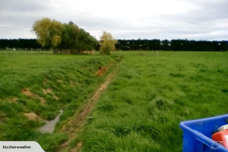 Photo of property in 407 Oteramika Road, Seaward Bush, Invercargill, 9871