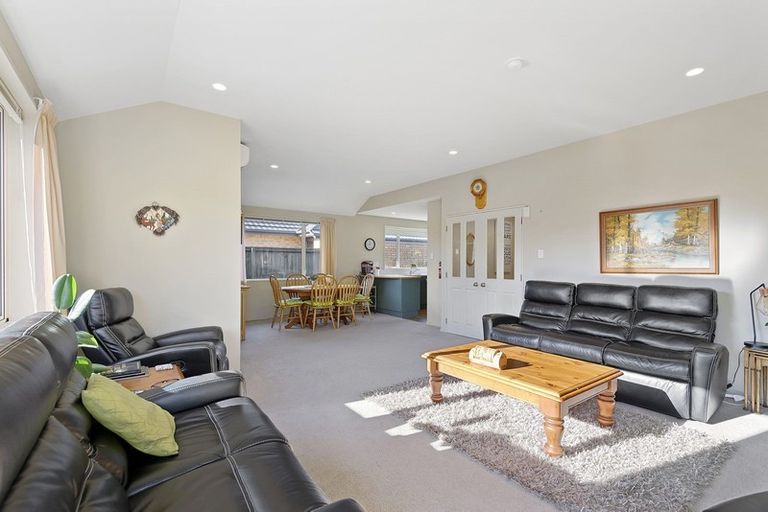Photo of property in 7 Piper Lane, Beckenham, Christchurch, 8023