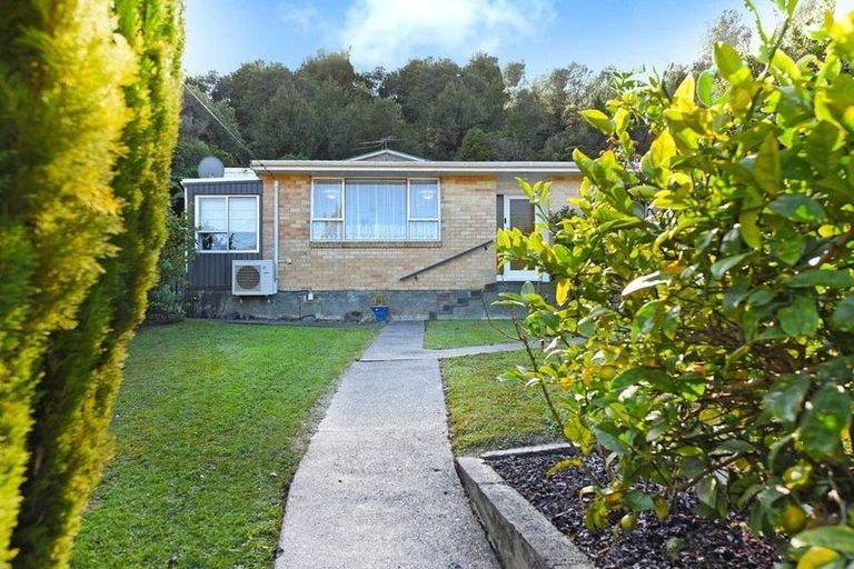 Photo of property in 1/11 Lowry Crescent, Stokes Valley, Lower Hutt, 5019