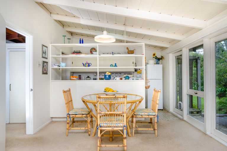 Photo of property in 64 Tiroroa Avenue, Te Atatu South, Auckland, 0610