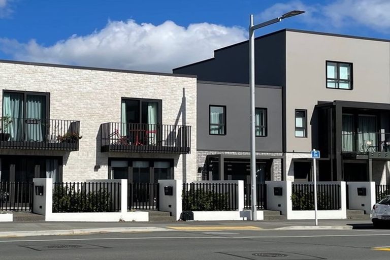Photo of property in 3/214 Hereford Street, Christchurch Central, Christchurch, 8011