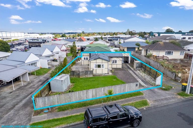 Photo of property in 1/19 Takanini Road, Takanini, 2112
