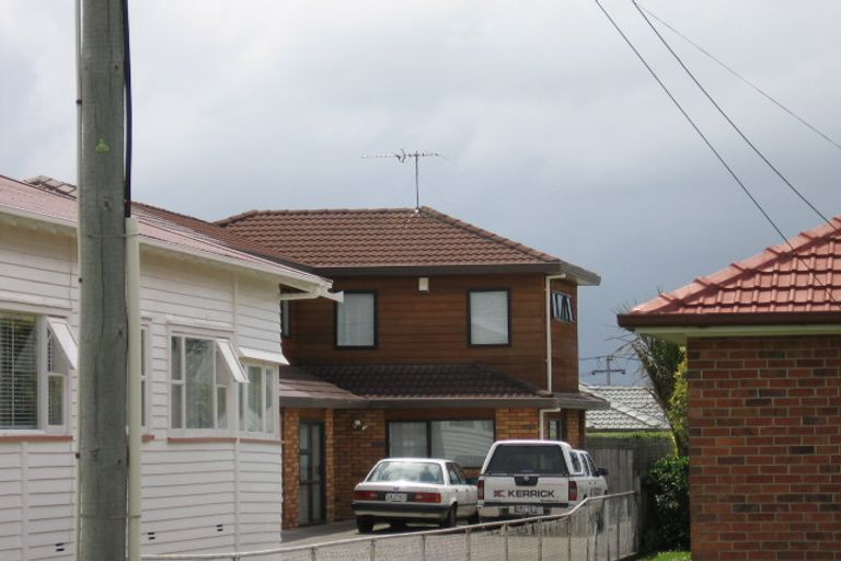 Photo of property in 9 Formby Avenue, Point Chevalier, Auckland, 1022