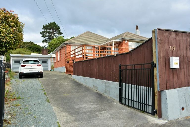 Photo of property in 113 Stokes Valley Road, Stokes Valley, Lower Hutt, 5019