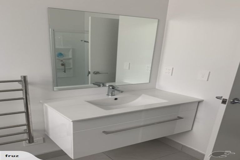 Photo of property in 19 Courage Road, Papakura, 2110