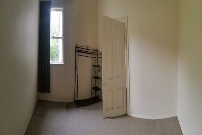 Photo of property in 7 Moir Street, Mount Victoria, Wellington, 6011