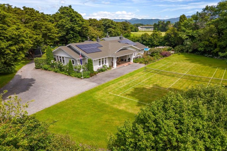 Photo of property in 152 No 1 Line, Tauwharenikau, Featherston, 5771