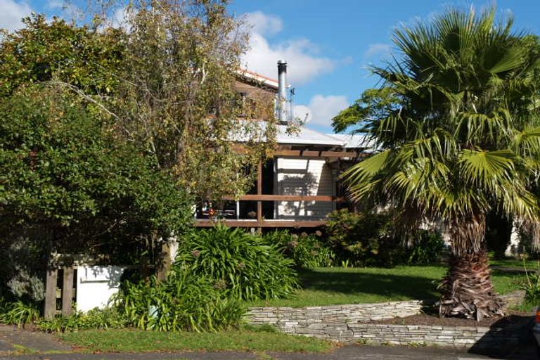 Photo of property in 19 Yeoman Place, Howick, Auckland, 2014