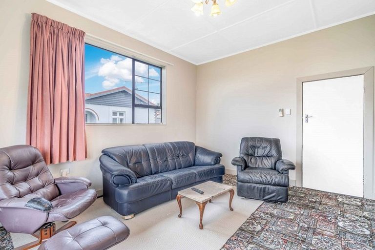 Photo of property in 374 Tay Street, Turnbull Thomson Park, Invercargill, 9810