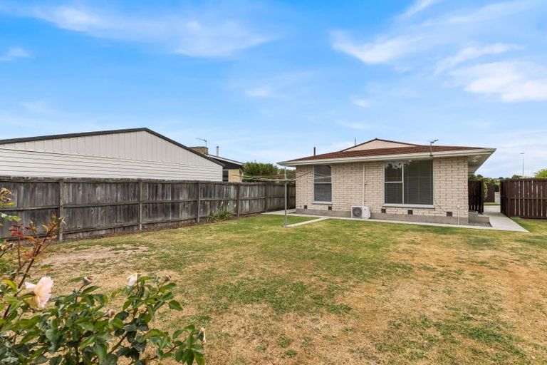 Photo of property in 2/17 Blakehall Place, Spreydon, Christchurch, 8024