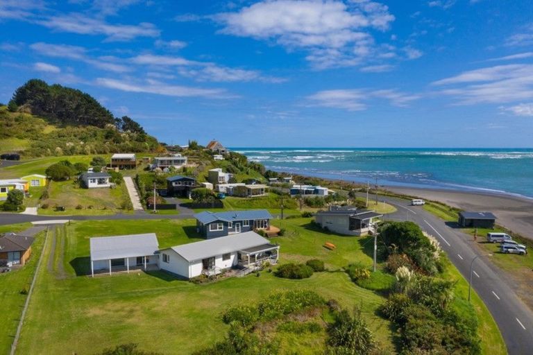 Photo of property in 11 Wainamu Road, Raglan, 3297