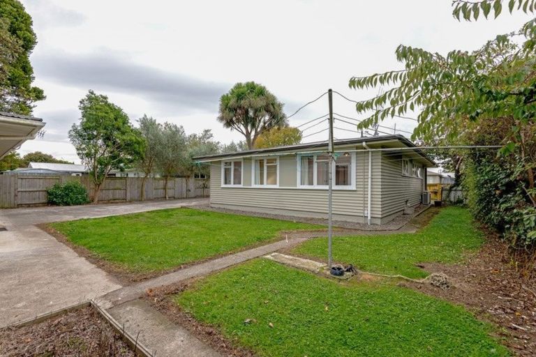 Photo of property in 11 Galway Avenue, Hokowhitu, Palmerston North, 4410