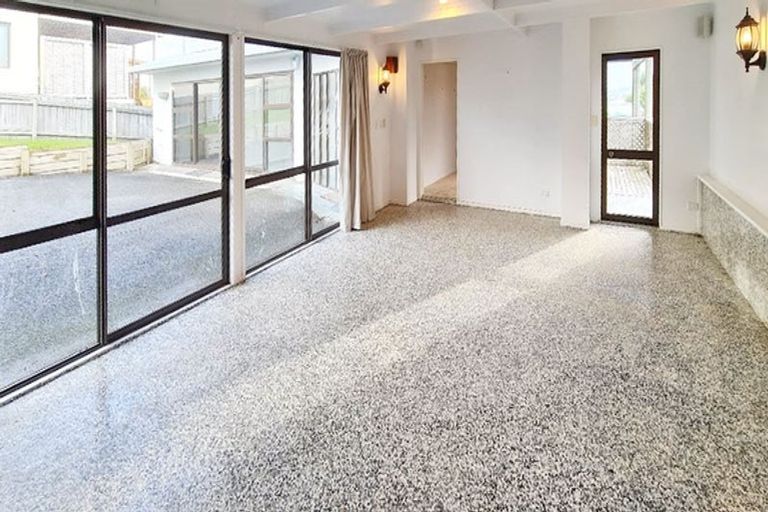 Photo of property in 1022 Whangaparaoa Road, Tindalls Beach, Whangaparaoa, 0930