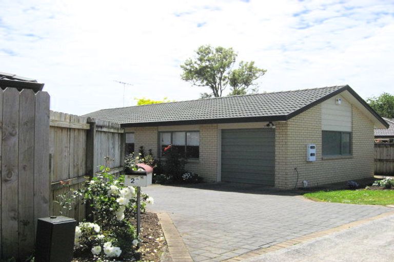 Photo of property in 23 Koru Street, Mangere Bridge, Auckland, 2022