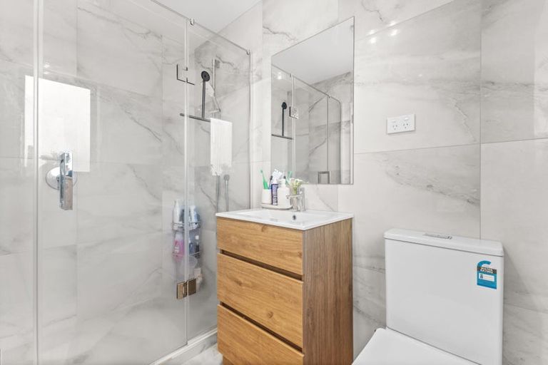 Photo of property in 36a Crestview Rise, Papakura, 2110