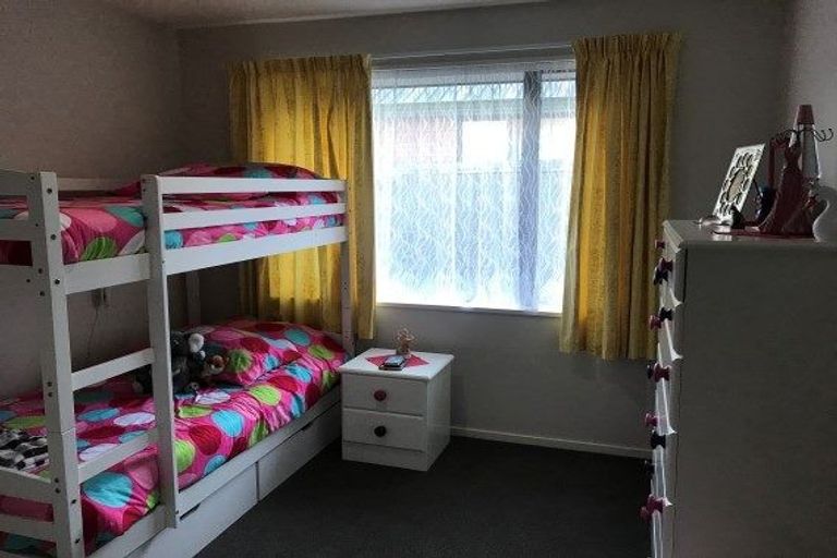 Photo of property in 27a Blair Avenue, Papanui, Christchurch, 8053