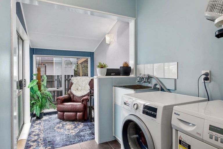 Photo of property in 14 Bell Street, Featherston, 5710