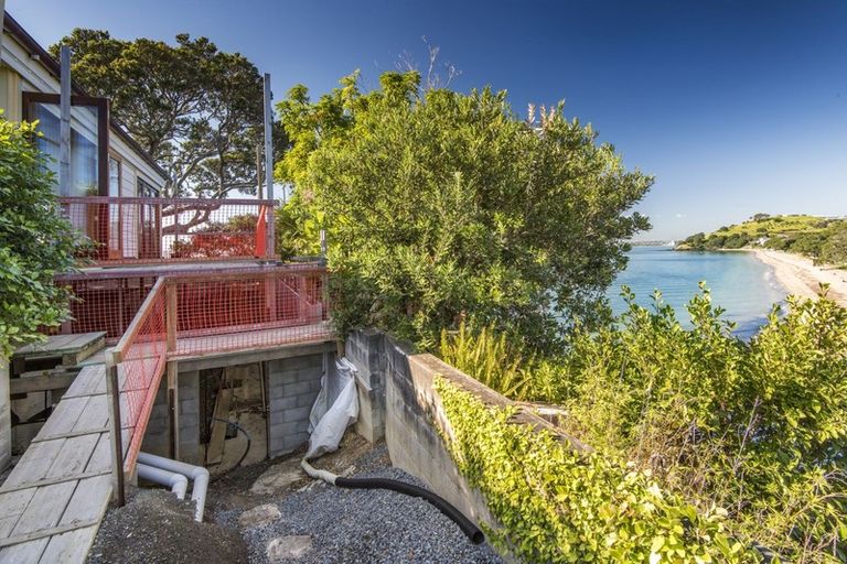 Photo of property in 84a Vauxhall Road, Narrow Neck, Auckland, 0624
