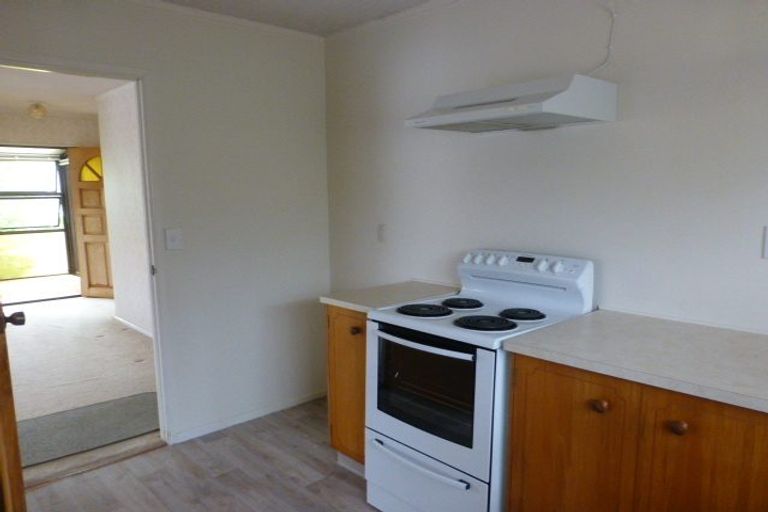 Photo of property in 2/87 Cook Street, Howick, Auckland, 2014