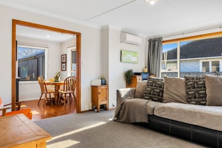 Photo of property in 37 Niagara Street, Wainoni, Christchurch, 8061