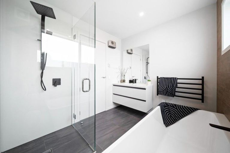 Photo of property in 28 Shortcut Road, Cromwell, 9310