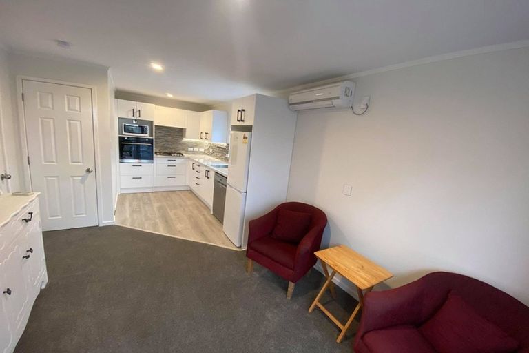 Photo of property in 7 Kilcar Place, Massey, Auckland, 0614