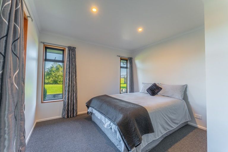 Photo of property in 16 Campbell Forrest Road, Otaio, Timaru, 7971
