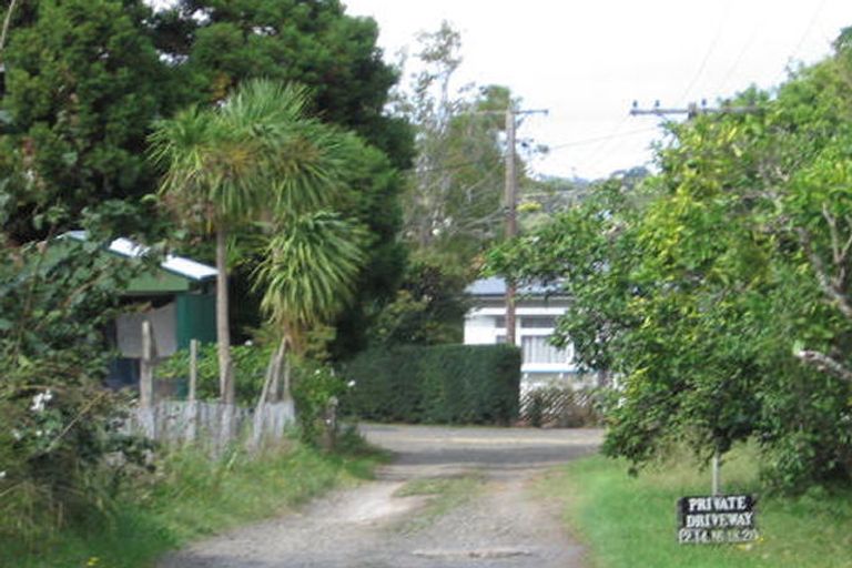 Photo of property in 12 Fruitvale Road, New Lynn, Auckland, 0600