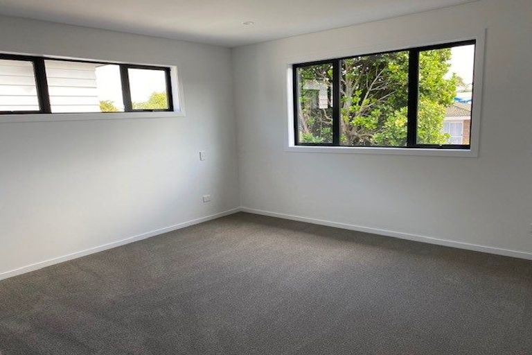 Photo of property in 23b Clark Road, Hobsonville, Auckland, 0616