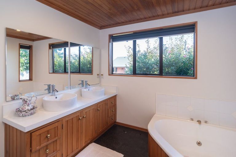 Photo of property in 180 Morgans Road, Marchwiel, Timaru, 7910