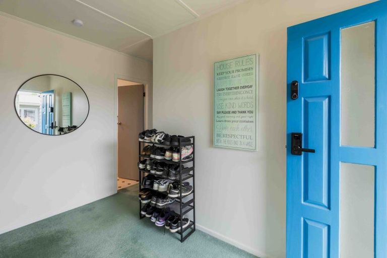 Photo of property in 11 Otatara Road, Taradale, Napier, 4112