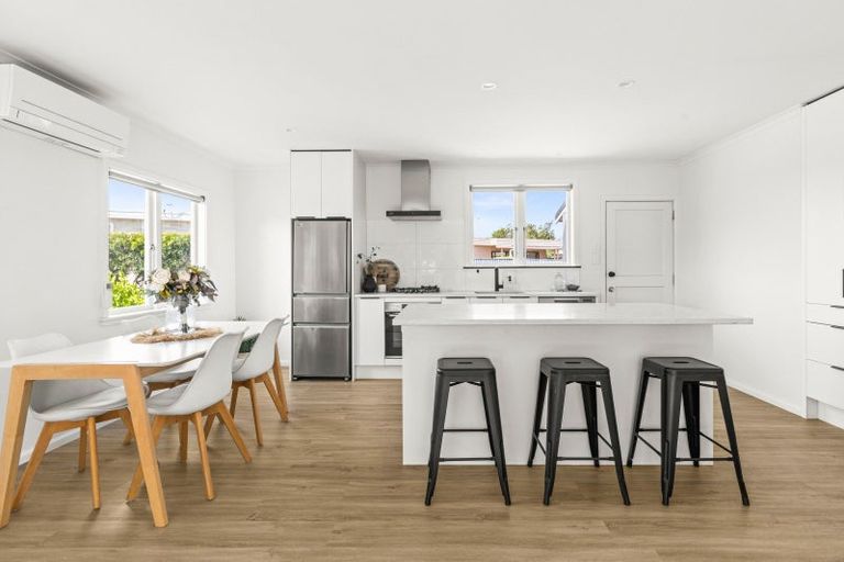 Photo of property in 3 Goddard Lane, Havelock North, 4130