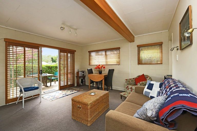 Photo of property in 19 Muritai Crescent, Havelock North, 4130