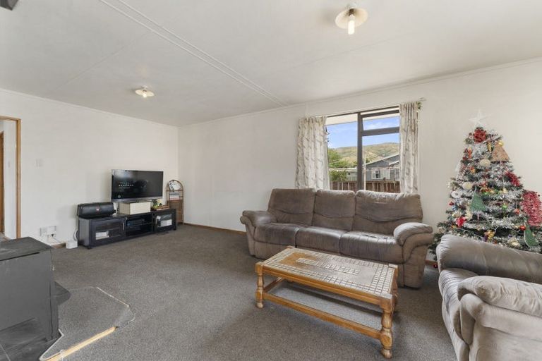 Photo of property in 22 Antimony Crescent, Cromwell, 9310