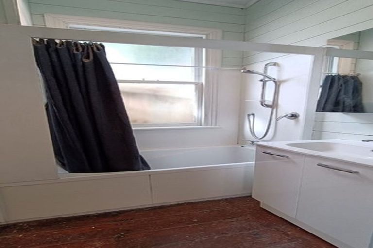 Photo of property in 50 Norway Street, Aro Valley, Wellington, 6012