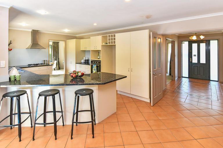 Photo of property in 23 Glenross Drive, Wattle Downs, Auckland, 2103