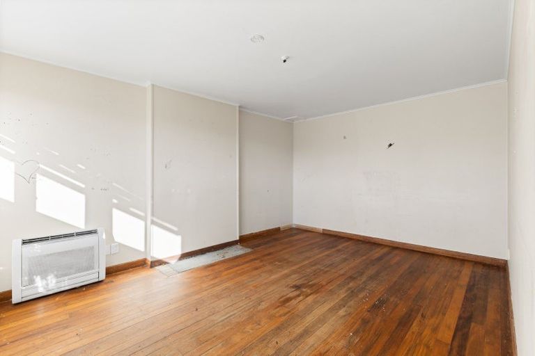 Photo of property in 8-10 Dix Crescent, Riversdale, Blenheim, 7201