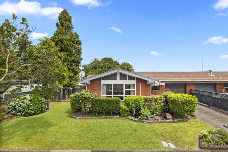 Photo of property in 1b Cherry Place, Waiuku, 2123