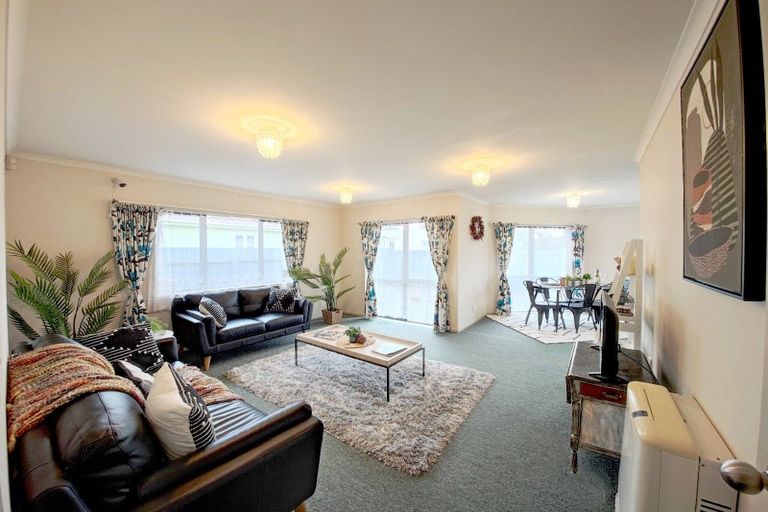 Photo of property in 105a Limbrick Street, Terrace End, Palmerston North, 4410